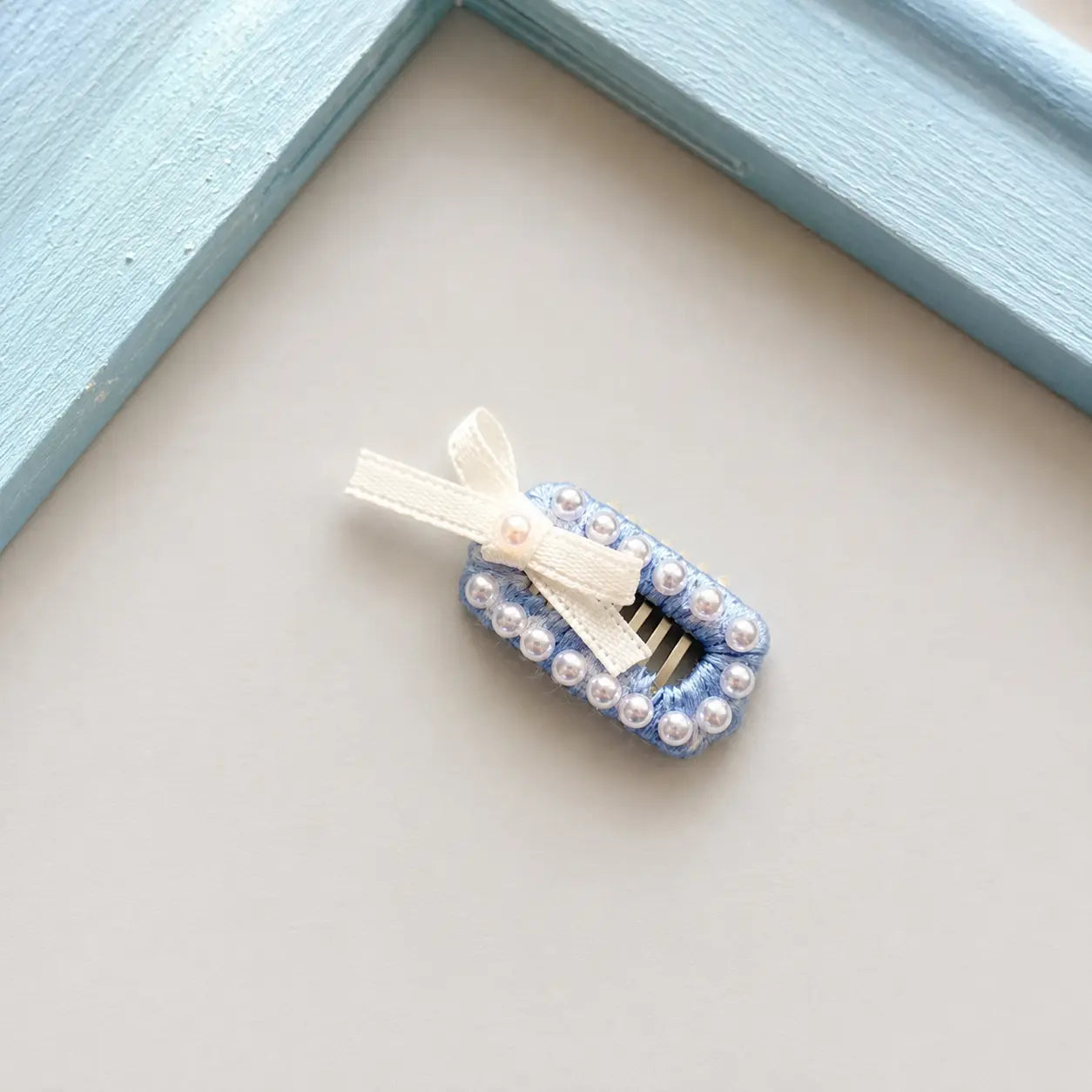 Blue Pearl Dog Hair Clips