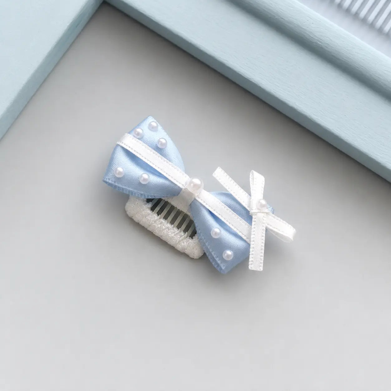 Blue Pearl Dog Hair Clips