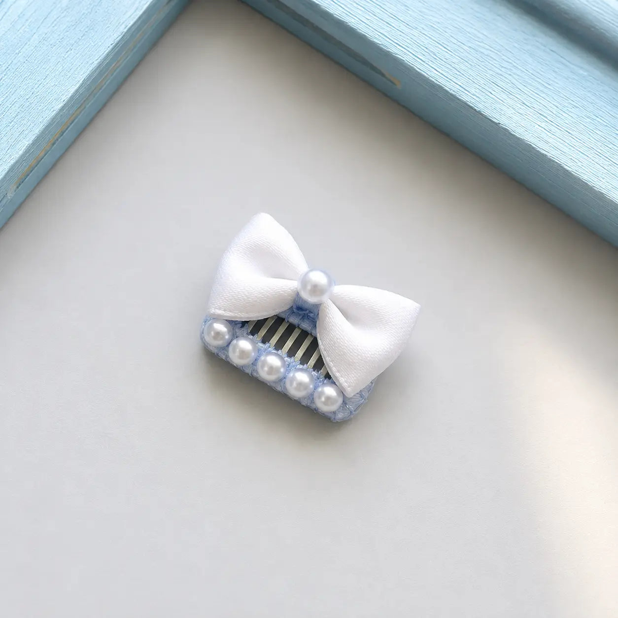 Blue Pearl Dog Hair Clips