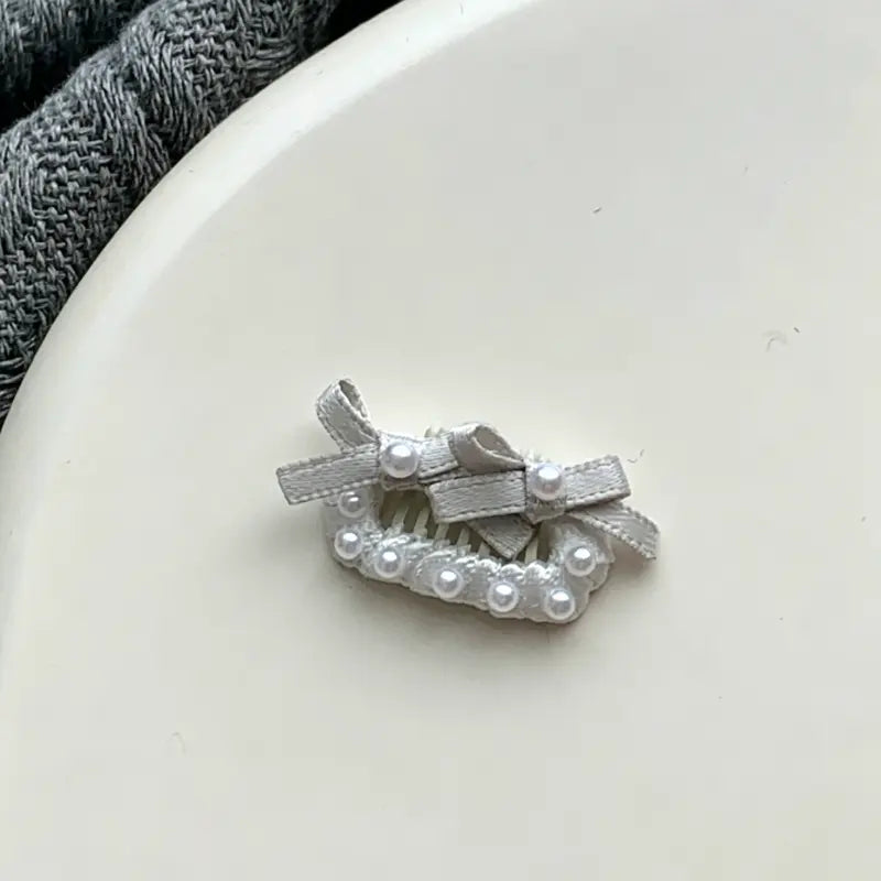 Pearl Lace Dog Hair Clips